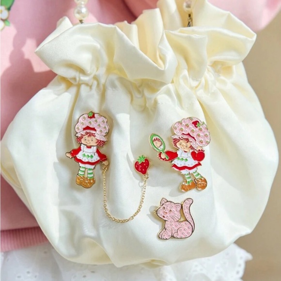 Strawberry Shortcake3pcs/ Pin Set NWOT - Picture 4 of 5